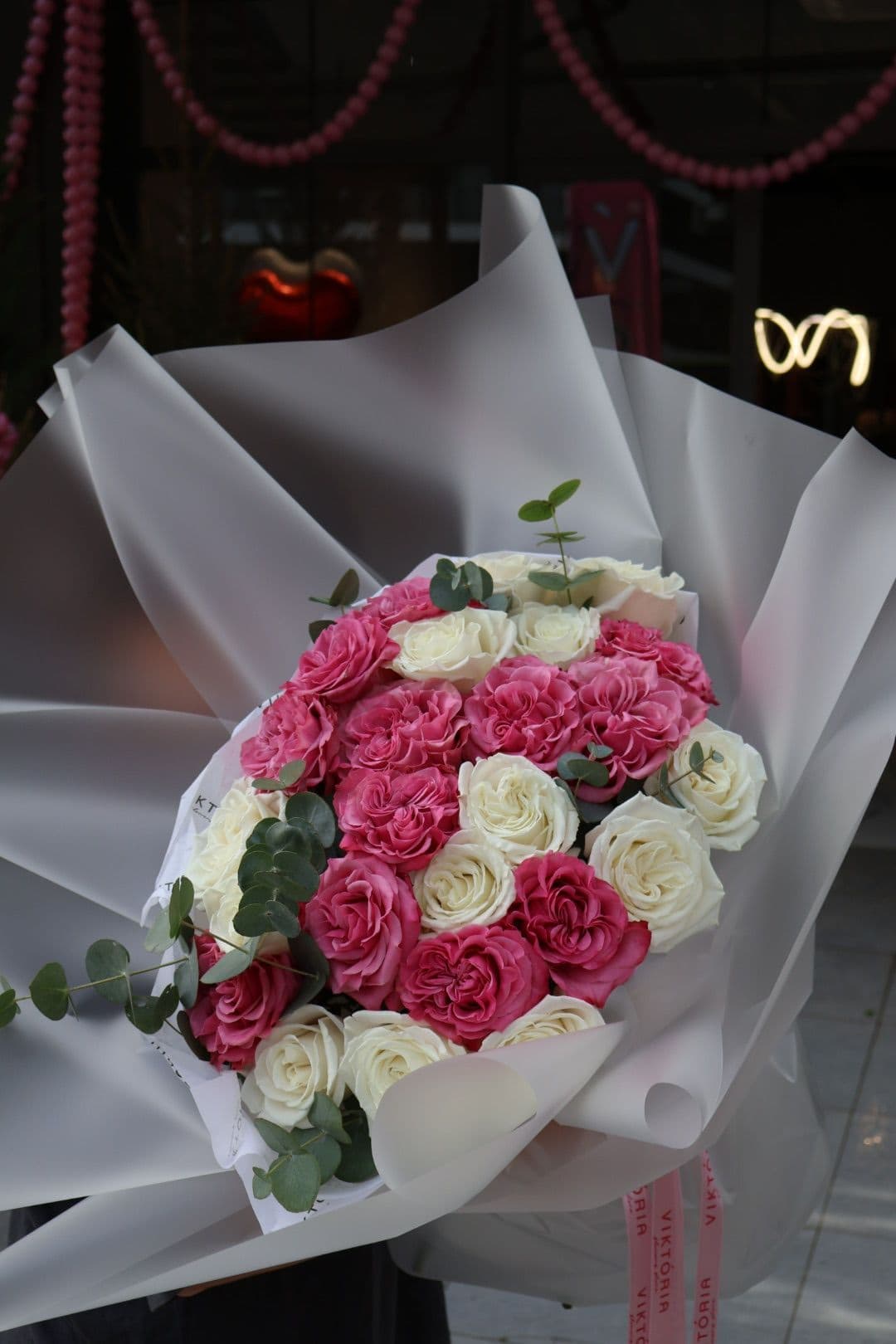 Pembe - Beyaz Gül Buket