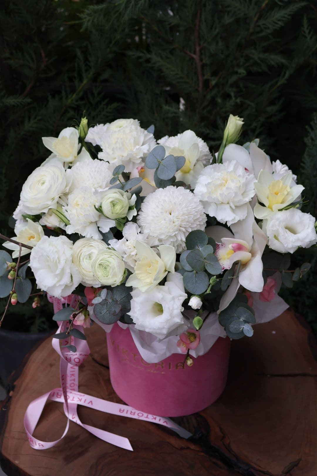 Beyaz - Pembe Aranjman Kutu